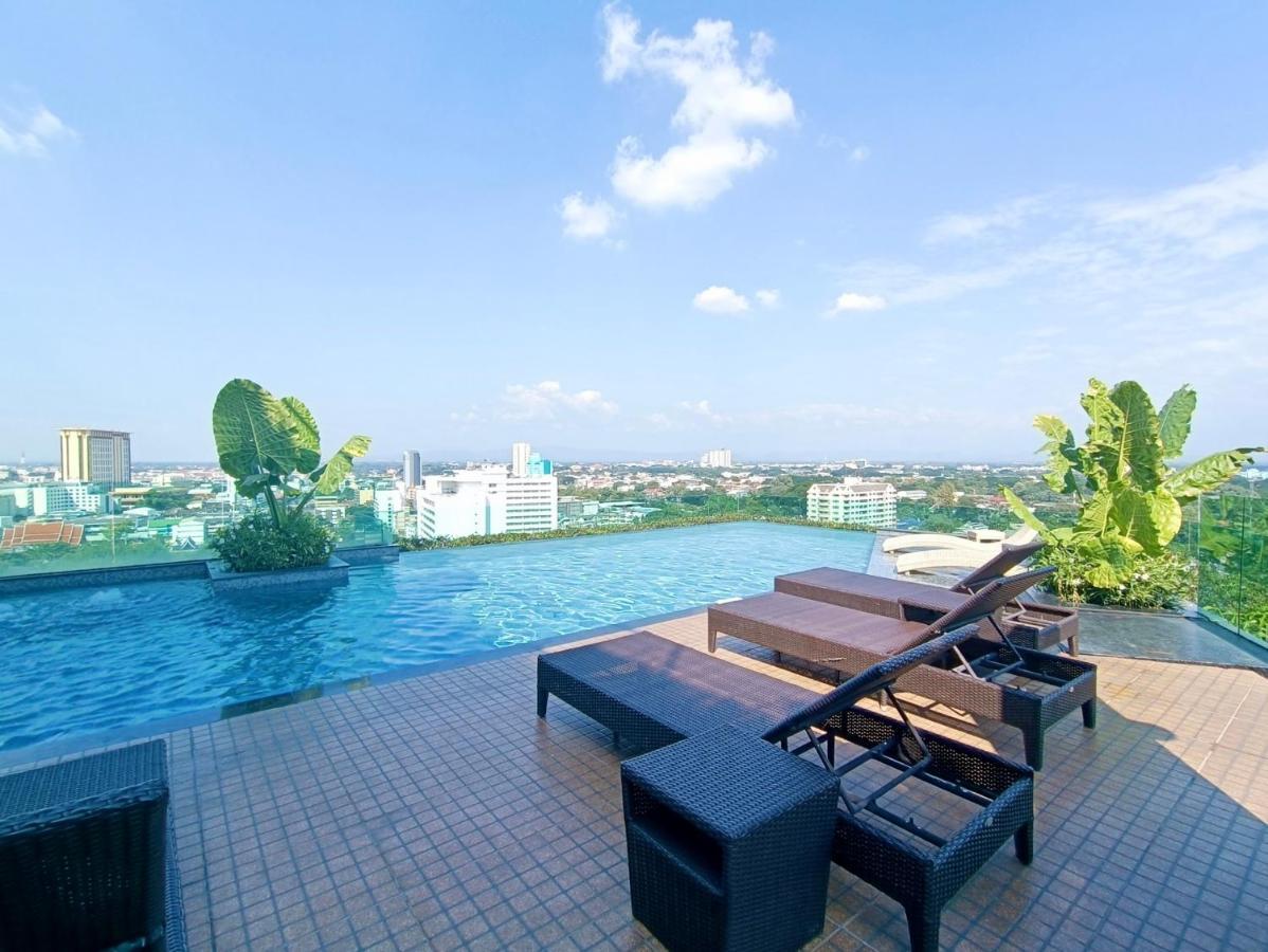 The Astra Condo City Center Chiang Mai Eksteriør bilde